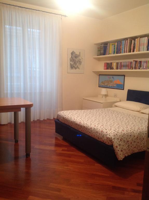 B&B Crispi Trieste Oda fotoğraf